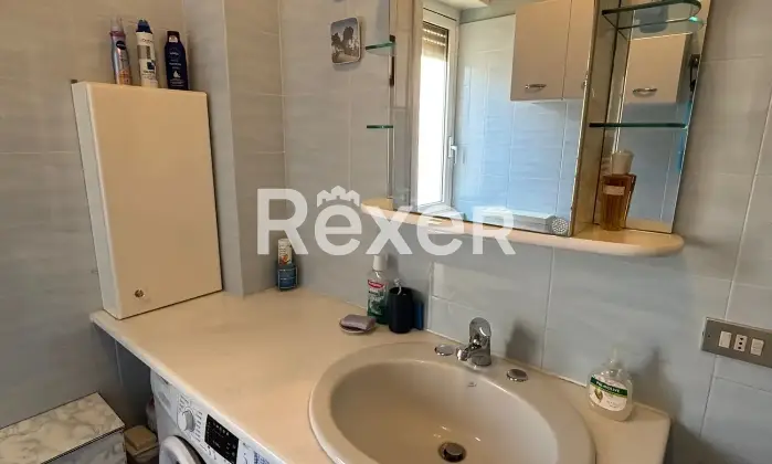 Rexer-Borgio-Verezzi-Comodissimo-quadrilocale-vista-mare-con-garage-Altro