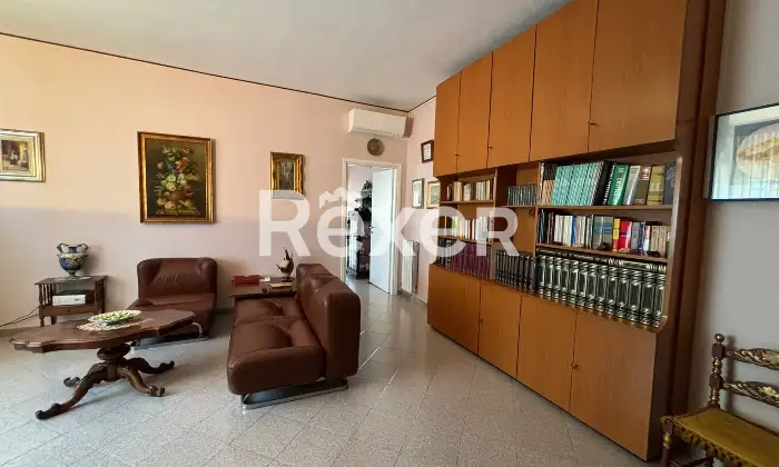Rexer-Borgio-Verezzi-Comodissimo-quadrilocale-vista-mare-con-garage-Altro
