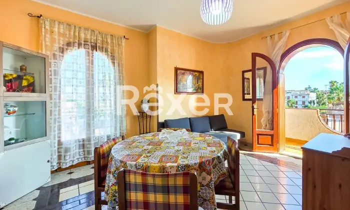 Rexer-Giardini-Naxos-Stabile-indipendente-con-spazi-esterni-esclusivi-nel-centro-di-Giardini-Naxos-Altro