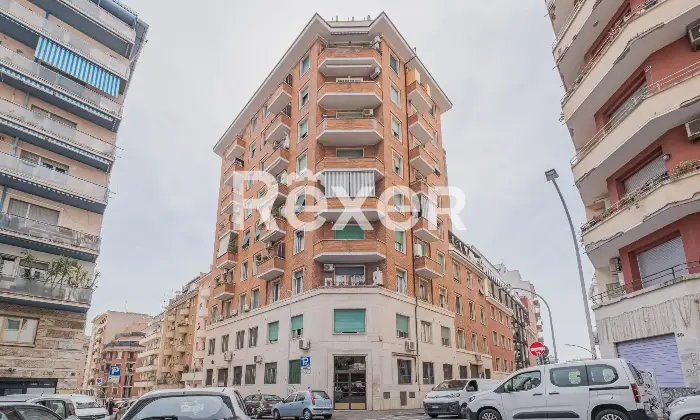 Rexer-Roma-Vendesi-luminoso-trilocale-Altro