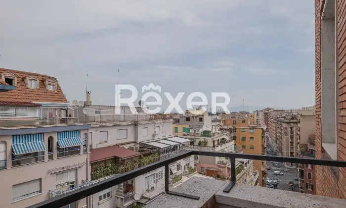 Rexer-Roma-Vendesi-luminoso-trilocale-Altro