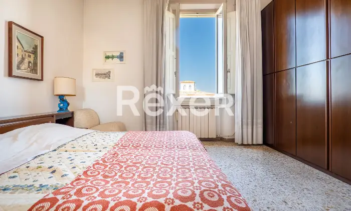 Rexer-Sesto-Fiorentino-Piazza-Lavagnini-ultimo-piano-con-soffitta-Altro