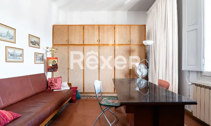 Rexer-Sesto-Fiorentino-Piazza-Lavagnini-ultimo-piano-con-soffitta-Altro