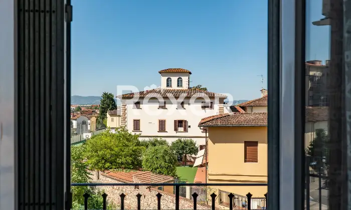 Rexer-Sesto-Fiorentino-Piazza-Lavagnini-ultimo-piano-con-soffitta-Altro