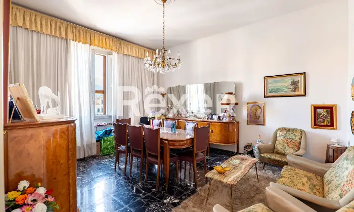 Rexer-Sesto-Fiorentino-Piazza-Lavagnini-ultimo-piano-con-soffitta-Altro