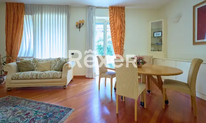 Rexer-Pescara-Ampio-appartamento-ristrutturato-con-garage-cantina-e-posto-auto-in-Via-del-Milite-Ignoto-Altro