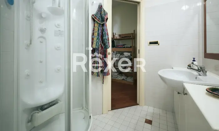 Rexer-Pescara-Ampio-appartamento-ristrutturato-con-garage-cantina-e-posto-auto-in-Via-del-Milite-Ignoto-Altro