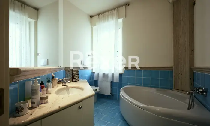 Rexer-Pescara-Ampio-appartamento-ristrutturato-con-garage-cantina-e-posto-auto-in-Via-del-Milite-Ignoto-Altro