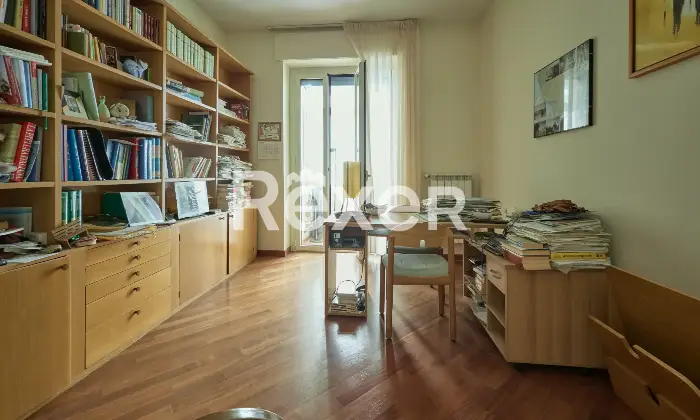Rexer-Pescara-Ampio-appartamento-ristrutturato-con-garage-cantina-e-posto-auto-in-Via-del-Milite-Ignoto-Altro