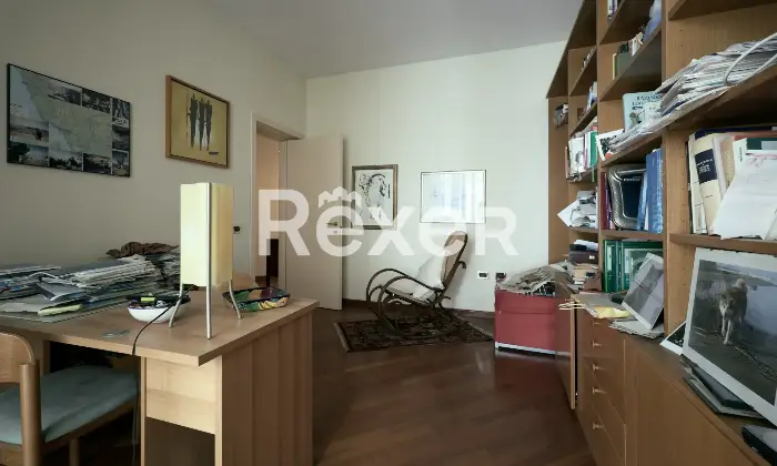 Rexer-Pescara-Ampio-appartamento-ristrutturato-con-garage-cantina-e-posto-auto-in-Via-del-Milite-Ignoto-Altro