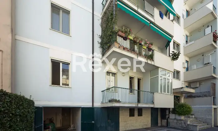 Rexer-Pescara-Ampio-appartamento-ristrutturato-con-garage-cantina-e-posto-auto-in-Via-del-Milite-Ignoto-Altro