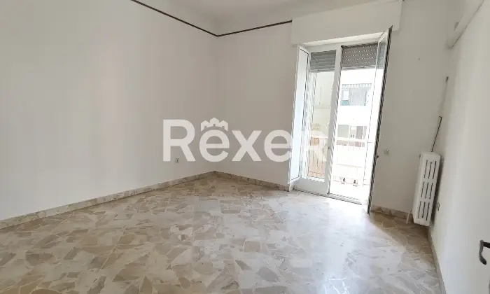 Rexer-Taranto-Comodo-e-luminoso-appartamento-al-piano-con-ascensore-Altro