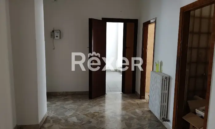 Rexer-Taranto-Comodo-e-luminoso-appartamento-al-piano-con-ascensore-Altro