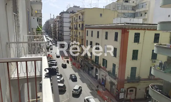Rexer-Taranto-Comodo-e-luminoso-appartamento-al-piano-con-ascensore-Altro