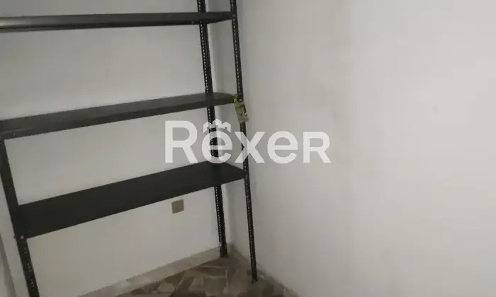 Rexer-Taranto-Comodo-e-luminoso-appartamento-al-piano-con-ascensore-Altro