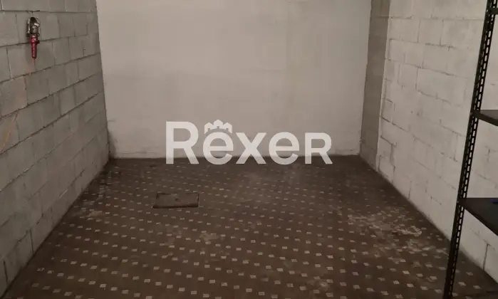 Rexer-Cinisello-Balsamo-Autorimessa-Box-auto-Altro