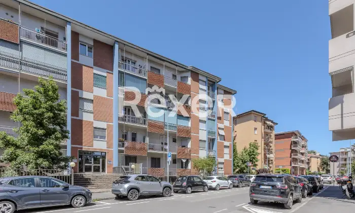 Rexer-bergamo-Luminoso-trilocale-di-mq-con-box-e-cantina-Altro