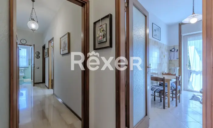 Rexer-bergamo-Luminoso-trilocale-di-mq-con-box-e-cantina-Altro