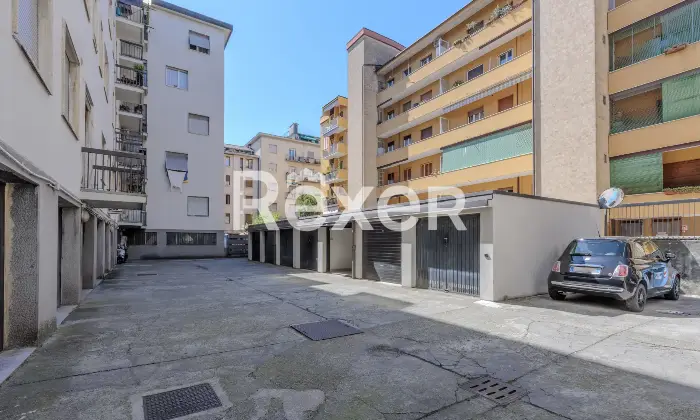 Rexer-bergamo-Luminoso-trilocale-di-mq-con-box-e-cantina-Altro