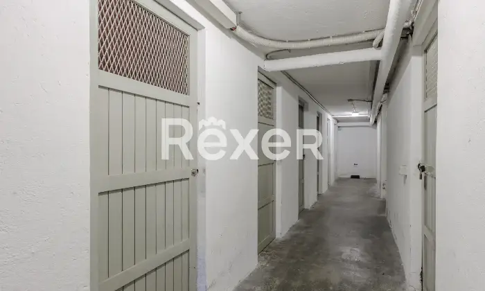 Rexer-bergamo-Luminoso-trilocale-di-mq-con-box-e-cantina-Altro