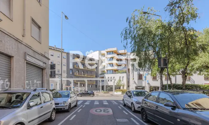 Rexer-bergamo-Luminoso-trilocale-di-mq-con-box-e-cantina-Altro
