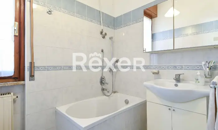 Rexer-Vizzolo-Predabissi-Palazzina-su-due-livelli-composta-da-due-appartamenti-cantinedepositi-box-e-area-esterna-Altro
