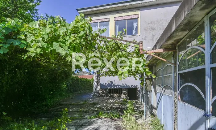Rexer-Vizzolo-Predabissi-Palazzina-su-due-livelli-composta-da-due-appartamenti-cantinedepositi-box-e-area-esterna-Altro