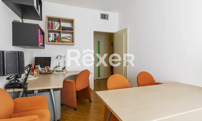 Rexer-Milano-Galleria-Buenos-Aires-MM-Lima-immobile-di-ampia-metratura-cantina-doppia-Altro
