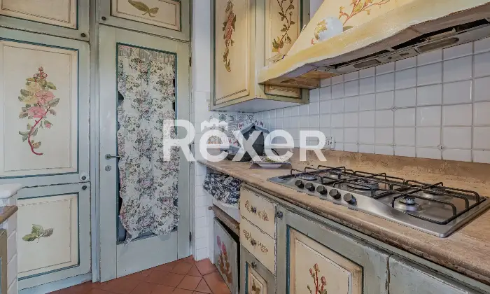Rexer-Grottaferrata-Panoramica-villa-bifamiliare-con-piscina-a-Grottaferrata-Altro