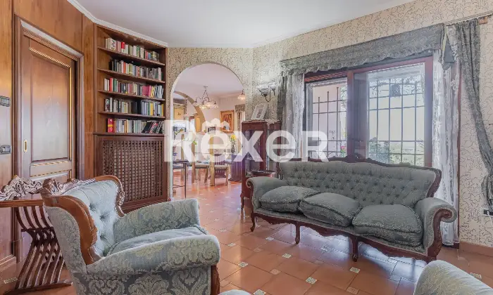 Rexer-Grottaferrata-Panoramica-villa-bifamiliare-con-piscina-a-Grottaferrata-Altro