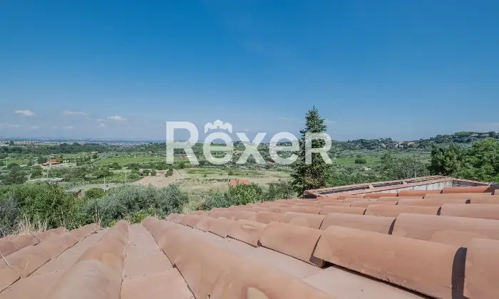 Rexer-Grottaferrata-Panoramica-villa-bifamiliare-con-piscina-a-Grottaferrata-Altro