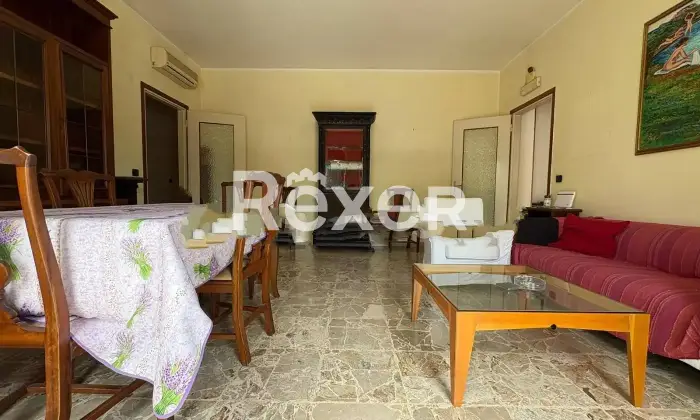 Rexer-Desenzano-del-Garda-Ampio-appartamento-arredato-in-posizione-centralissima-a-Desenzano-del-Garda-Altro