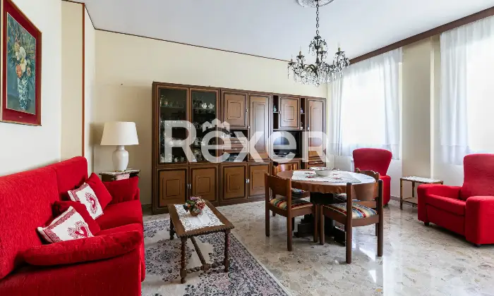 Rexer-Bologna-Via-Nazionale-Toscana-appartamento-con-terrazzo-e-cantina-Altro