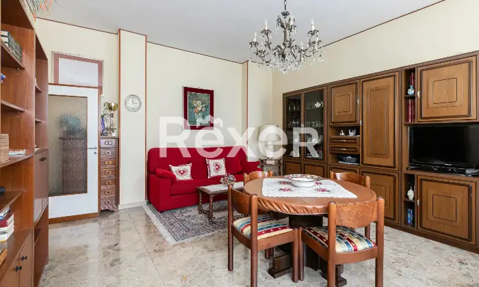 Rexer-Bologna-Via-Nazionale-Toscana-appartamento-con-terrazzo-e-cantina-Altro