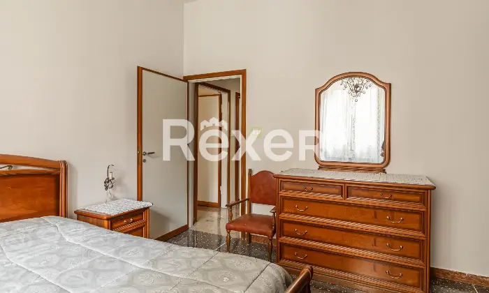 Rexer-Bologna-Via-Nazionale-Toscana-appartamento-con-terrazzo-e-cantina-Altro