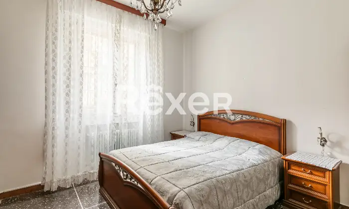 Rexer-Bologna-Via-Nazionale-Toscana-appartamento-con-terrazzo-e-cantina-Altro