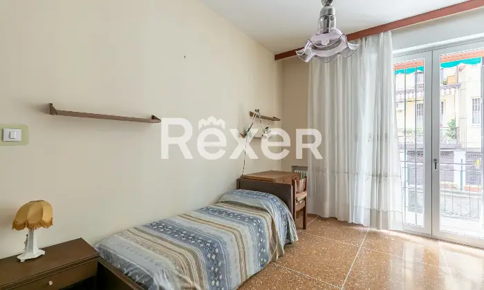 Rexer-Bologna-Via-Nazionale-Toscana-appartamento-con-terrazzo-e-cantina-Altro