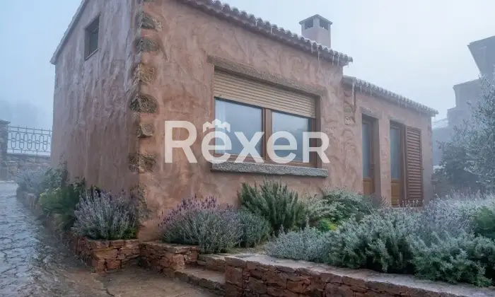 Rexer-Orune-Casa-indipendente-in-vendita-Terrazzo