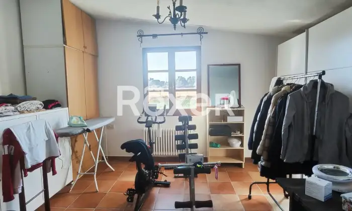 Rexer-Quartu-SantElena-E-S-S-E-N-Z-A-CASA-e-giardino-Camera