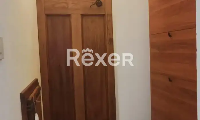 Rexer-Quartu-SantElena-E-S-S-E-N-Z-A-CASA-e-giardino-Disimpegno