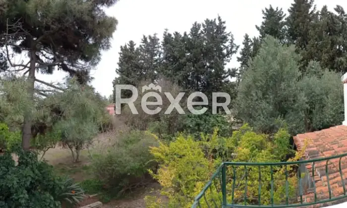 Rexer-Quartu-SantElena-E-S-S-E-N-Z-A-CASA-e-giardino-Esterno