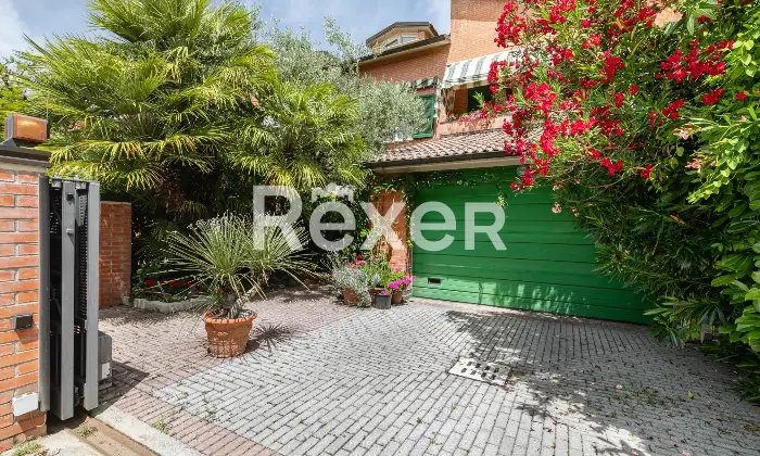 Rexer-Bologna-Villetta-a-schiera-con-giardino-Altro