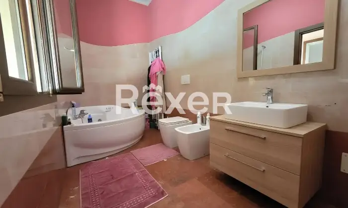Rexer-Guarda-Veneta-Propriet-storica-con-parco-e-due-unit-indipendenti-Altro
