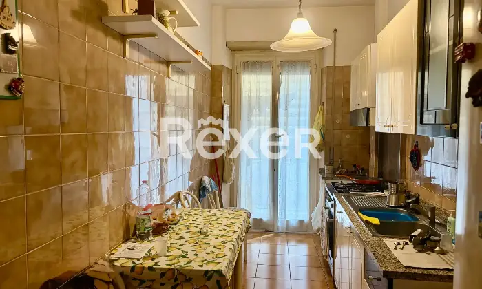 Rexer-Roma-Nuda-Propriet-Trilocale-Via-Alba-Altro