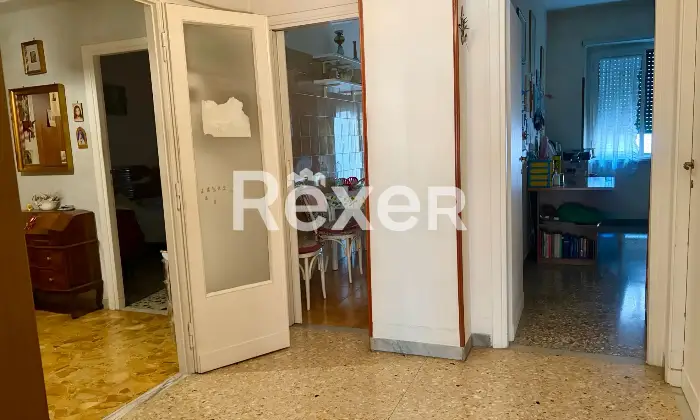 Rexer-Roma-Nuda-Propriet-Trilocale-Via-Alba-Altro