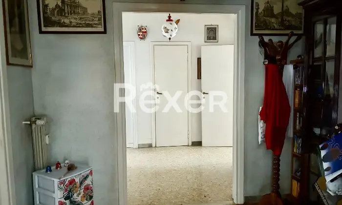 Rexer-Roma-Nuda-Propriet-Trilocale-Via-Alba-Altro