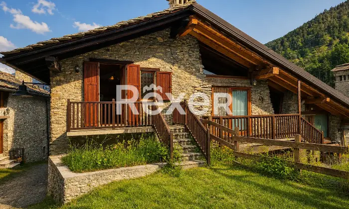 Rexer-Chaillod-Piccola-casa-di-montagna-nel-borgo-di-Chaillod-Altro