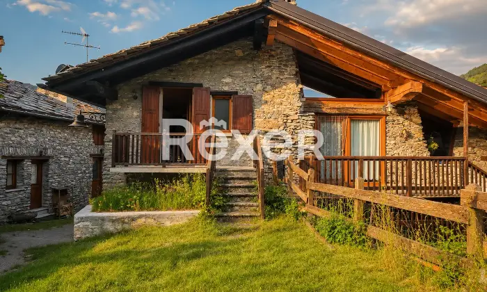 Rexer-Chaillod-Piccola-casa-di-montagna-nel-borgo-di-Chaillod-Altro