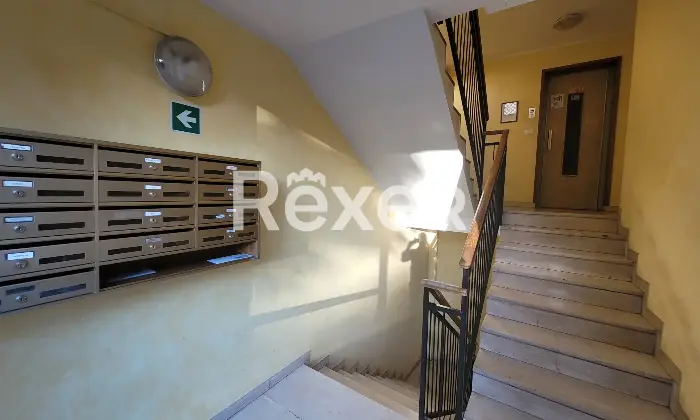 Rexer-Erba-Appartamento-con-terrazzo-e-box-Atrio