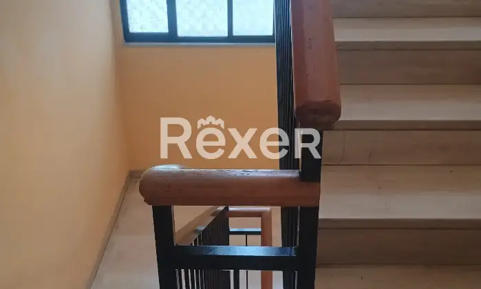 Rexer-Erba-Appartamento-con-terrazzo-e-box-Ascensore